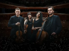 Dźwięki wielkiego ekranu na scenie Cavatina Hall