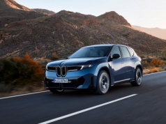 Nowy BMW iX3 rozchodzi się jak świeże bułeczki. Kto nie zamówi teraz, poczeka do 2027 r.