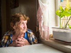 ​ZUS bez łaski wysyła 350 zł miesięcznie. Wystarczy spełnić jeden z dwóch warunków