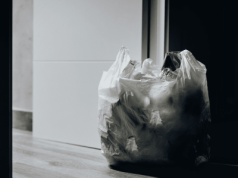 Nowe stawki za wywóz odpadów. Rachunki polskich rodzin wzrosną