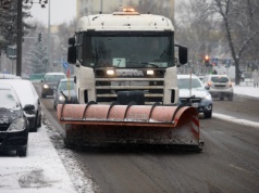 Śniegu w prognozach jeszcze nie widać, ale sól już czeka. Drogowców zima nie zaskoczy?