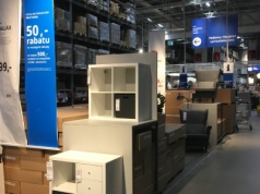Ikea otworzyła u nas meblowy second-hand. Nie każdy zrobi tam zakupy