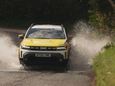 Dacia Duster Extreme 4×4 dla służb ratunkowych. Niezawodny, ekonomiczny i poradzi sobie w każdych warunkach