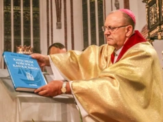 Busola czy kotwica: skąd się wziął i czym jest Katechizm Kościoła Katolickiego