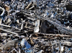 Polska staje się... złomowiskiem Ukrainy. Przywożą nam odpady, których nie jesteśmy w stanie przerobić