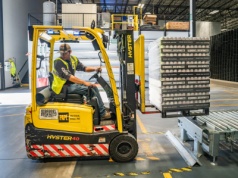 Coraz trudniej o ręce do pracy na Black Friday