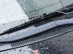 Kiedy wymieniałeś wycieraczki? To zaniedbywany element samochodu