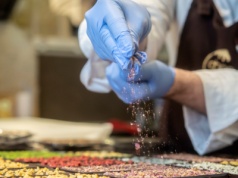 Koniec czekolady. Słynne marki sięgają po tańsze zamienniki i zmieniają receptury