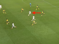 Magiczne podanie Zielińskiego. Polak brał udział w demolce w Lidze Mistrzów