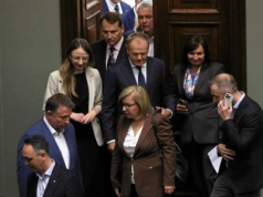 Ten sondaż to naprawdę złe wieści dla Donalda Tuska. Rząd "zadławił się" obietnicami?