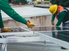 UOKiK bierze się za branżę OZE. Firmy usłyszały zarzuty