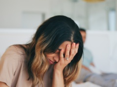 Kobieta, której partner odmawia. Psycholog: Możliwe, że wcześniej się zmuszał