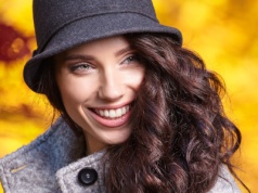 Jak dobrać idealną czapkę lub kapelusz do kształtu twarzy? Przewodnik dla każdego typu urody