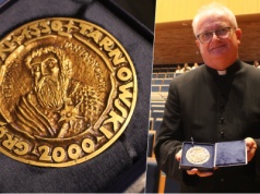 Parafia św. Idziego w Zakliczynie uhonorowana najwyższym odznaczeniem powiatowym