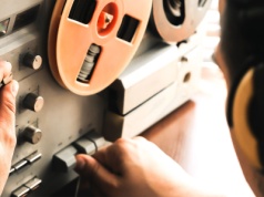 Kto podsłuchiwał Kasię Cudną? Polityczne melodramaty w Polsce.  Gdzie rozdają rolexy?