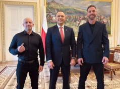 Poznański raper przyjechał do Warszawy na zaproszenie prezydenta RP Karola Nawrockiego