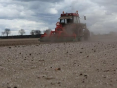 Powstaje rolnicze gospodarstwo doświadczalne oparte na AI. W projekt zaangażowany Volkswagen