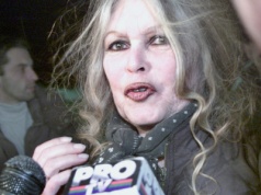 91-letnia gwiazda ucina kłamstwa o śmierci. Nie hamowała się w słowach