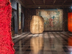 Gdy arrasy spotykają abakany. Wawelski dialog sztuki dawnej i współczesnej