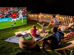 Ze świecą szukać takiego tabletu. Idealny na weekend poza domem