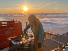 Myliliśmy się co do Arktyki? Pod lodem odkryli coś zaskakującego