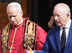 Historyczny gest w Watykanie. Król Karol III i królowa Kamila uhonorowani przez papieża