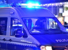 ​Groźny wypadek przy Galerii Mokotów. Autobus zderzył się z ciężarówką