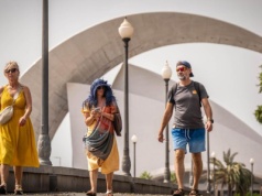 Alarm UV na Wyspach Kanaryjskich. Wyższe niż latem