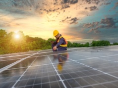 Czarne złoto traci blask. Historyczny wynik OZE w Polsce