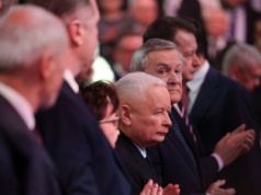 "Mamy generalny kryzys państwa". Kaczyński grzmi w Katowicach