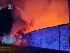 Pożar kurnika w Fałkowicach. Strażacy zakończyli działania