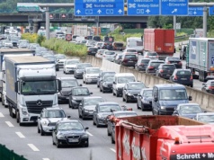 Krytyczna sytuacja w transporcie. Brakuje pieniędzy i kierowców