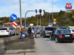Bez spodni i bez prawa jazdy. 56-latek zatrzymany po dwóch kolizjach dzięki reakcji świadków