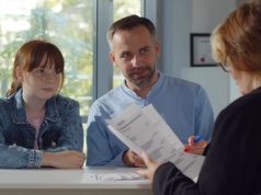 Nie tylko wychowanie. Co naprawdę decyduje o zgodzie między pokoleniami