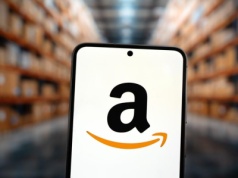 Roboty zastąpią ponad pół miliona pracowników Amazona, a realia kariery naukowej w Polsce nie są obiecujące