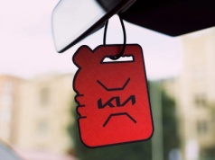 Astara w Finlandii dorzuci nabywcom Kii EV4 zawieszkę o zapachu samochodu spalinowego. Żeby było „bezpiecznie i znajomo”