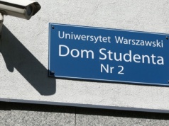 Rząd zwiększa wydatki na tanie mieszkania. Będzie też pula na akademiki