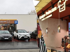 Po ciepłe pieczywo na stację benzynową? Popularna sieć w zaskakującej lokalizacji