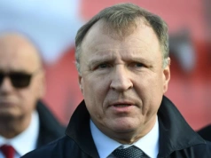 Panel z Kurskim na konwencji PiS. „Wyprosił u prezesa”