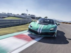 Pierwsza jazda: Ferrari 296 Speciale - poczuj się jak Kubica