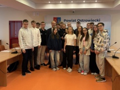 Młodzieżowa Rada Powiatu Ostrowieckiego spotkała się po raz pierwszy