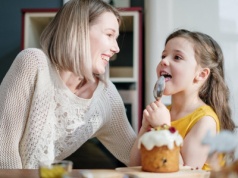 Słodycze należy potraktować jak piwo. Bo podobnie jak alkohol – szkodzą