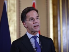 Szef NATO: Putinowi kończą się pieniądze, wojsko i pomysły