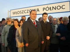 PO ciągle nie rozumie, że wybory wygrywa się koleją, nie autostradami