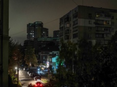 Rosja wystrzeliła rakiety na Kijów. Są ranni, wybuchły pożary