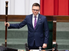 Onet rozmawiał z 12-letnią Sarą, atakując Hołownię