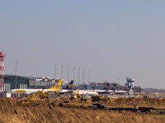 Wrocławskie lotnisko zamknięte. Właśnie rusza wyścig z czasem