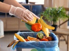 Pozbyła się smrodu z kosza na śmieci. Internautka dzieli się sposobem