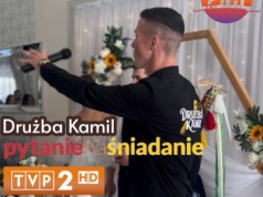 Młody drużba z Cieniawy podbija TikToka i telewizję. Kamil w „Pytaniu na Śniadanie”