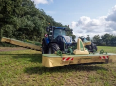 Krone pokazuje nową kosiarkę dyskową. Zaskakuje sposobem składania